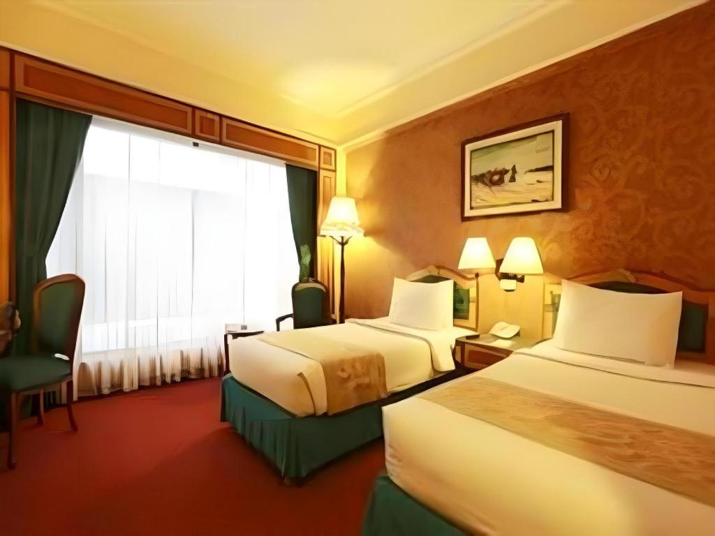 Gajahmada Graha Hotel Malang Eksteriør bilde