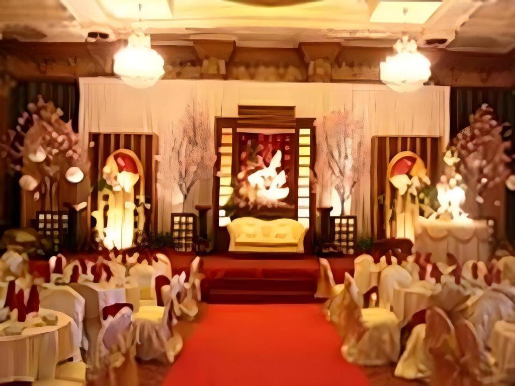 Gajahmada Graha Hotel Malang Eksteriør bilde