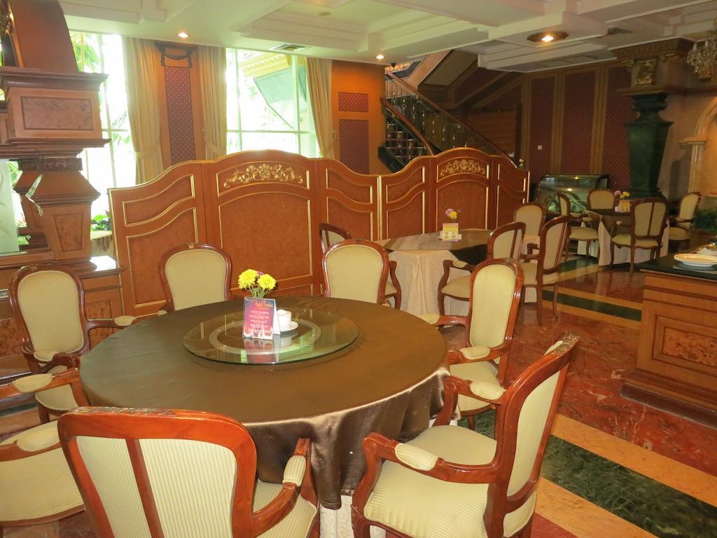 Gajahmada Graha Hotel Malang Eksteriør bilde